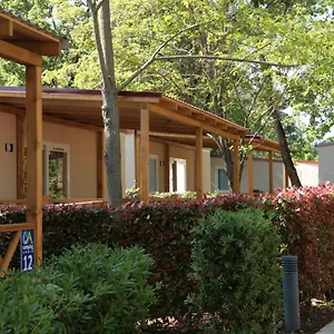 Kompleks wypoczynkowy Camping Adria Mobile Homes Lanterna