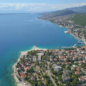 Paviljoni Slaven 3*, Selce Croatia
